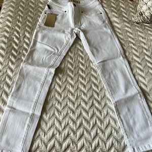 Burberry jeans in white. Size 25. New with tags